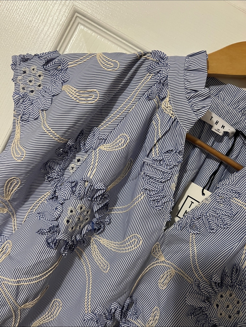 NWT THML Blouse Top Shirt Medium Blue - Picture 3 of 10
